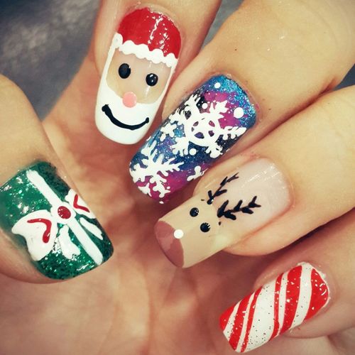Christmas nail design